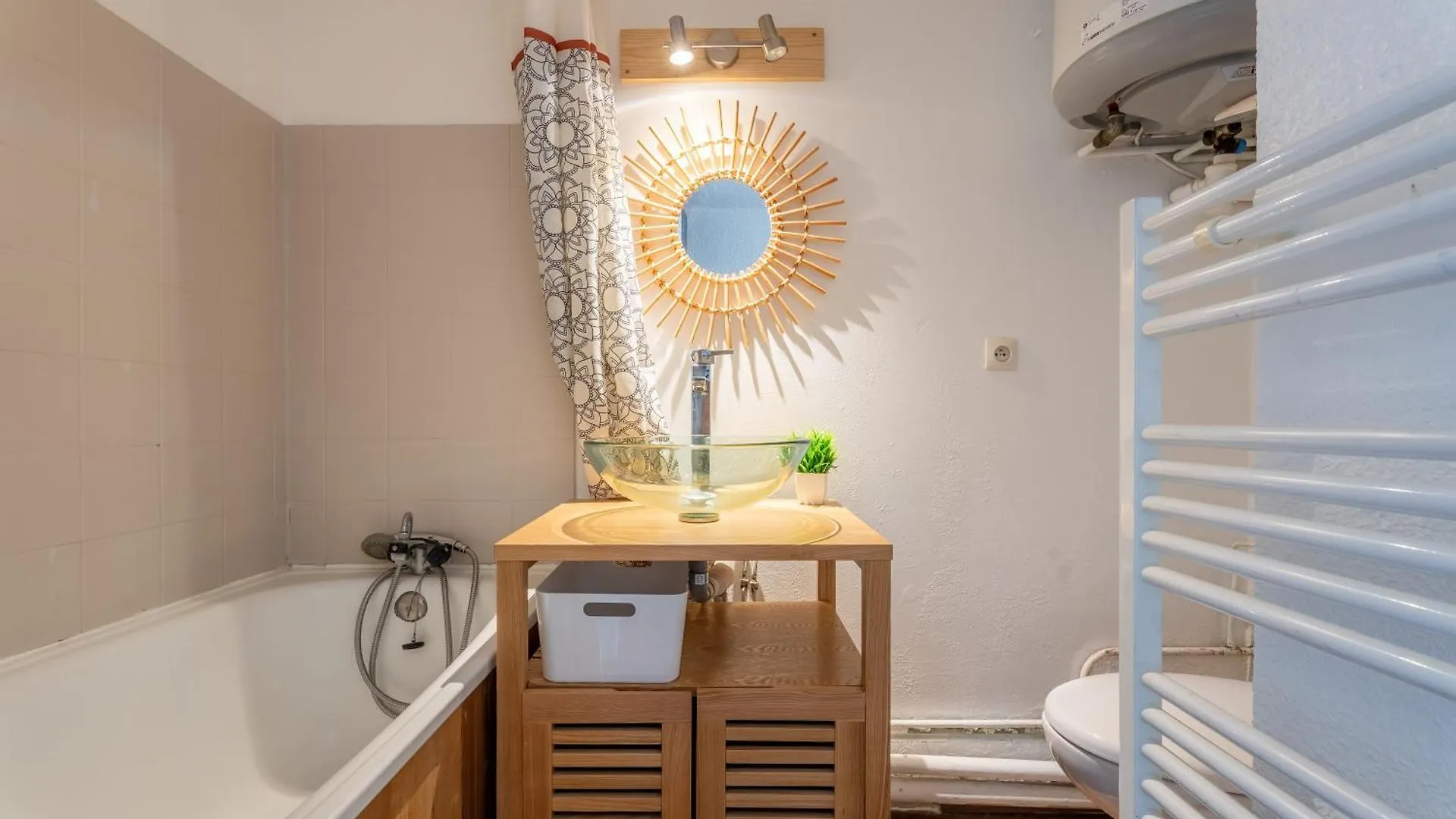 Ski In-Out - Heart Of Val Thorens Cosy Apartment, Wifi 1003 0*,  France